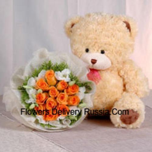 11 Orangenrosen mit niedlichem Teddybär